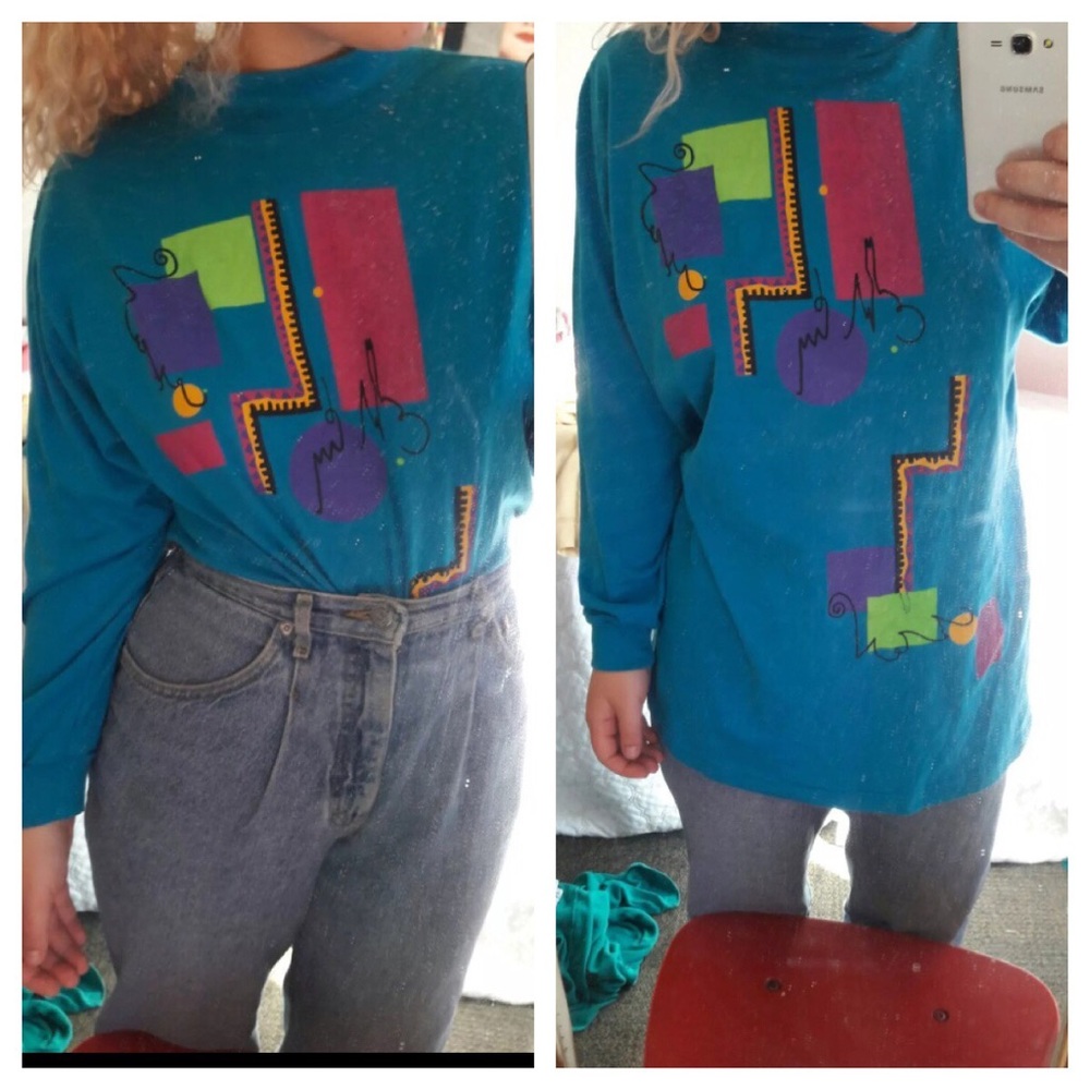 Vintage long sleeve tee with shoulder pads